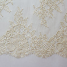 Load image into Gallery viewer, Chantilly Lace (Floral - 61")