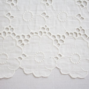 100% Cotton (Eyelet - 54")